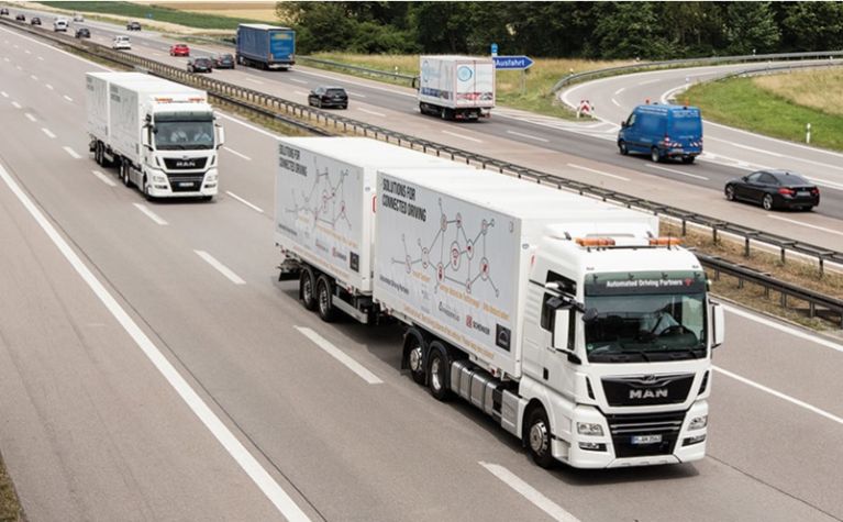 Platooning - new trials show that the use of electronically linked trucks is viable